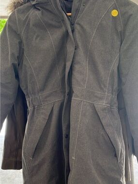 The North Face Women's Hooded Charcoal Puffer Parka